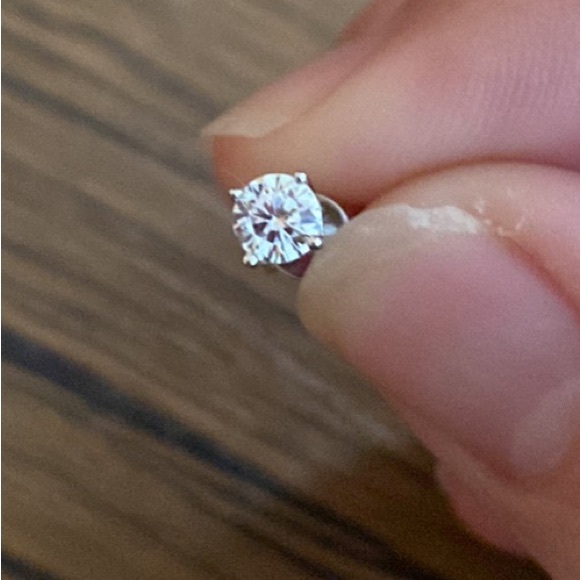 NIB Sterling Silver Moissanite Studs - Picture 7 of 10